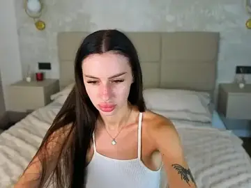 Stripchat Sex Cam of Snow_WhiteeeX