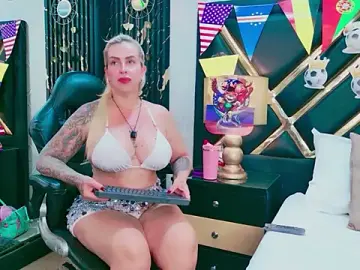 Stripchat Live Porn of SophieWinsloow