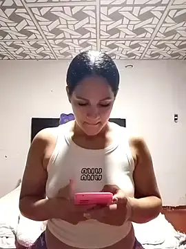 Stripchat Free Live Porn of cieloo_777
