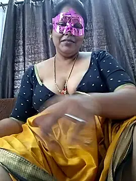 Stripchat Adult Webcams of Hot_Sreeja_Tamil