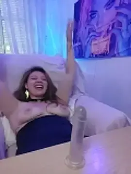 Stripchat Free Live Porn of Kimiechanuwu