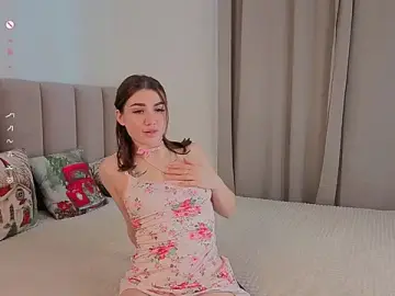 Stripchat Live Sex Cam of CharaVaz