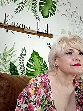 Stripchat Free Porn Cam of Catty_Lady