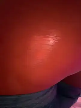 Stripchat Sex Cam of izanmiller2001