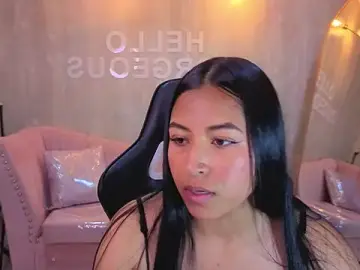 Stripchat Live Sex Cam of lia_x_a