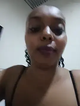 Stripchat Adult Webcam of AuroraSkyy