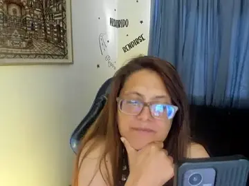 Stripchat Watch Live Sex Cams of Ivette_Shaira