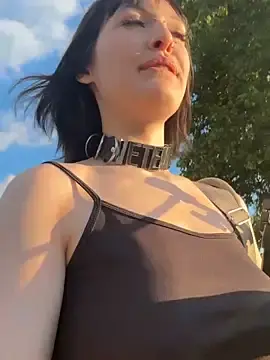 Stripchat Adult Webcam of virusDoll