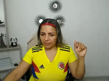 Stripchat Sex Cam of cum_bigass