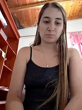Stripchat Free Live Porn of Iris_love18
