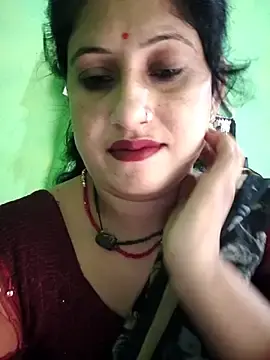 Stripchat Free Porn Cam of Rayal_bhabi