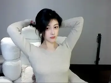 Stripchat Nude Webcam of SylvieMaya