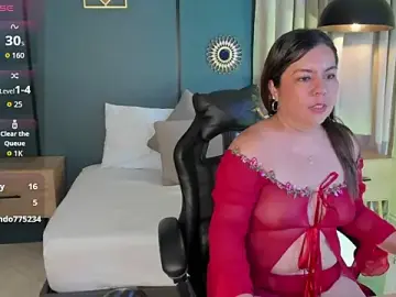 Stripchat Watch Live Sex Cams of nahia_13