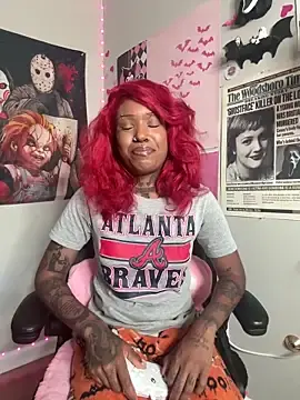 Stripchat Live Sex Cam of spookiebaddie