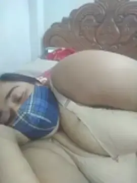 Stripchat Watch Live Sex Cams of momo_loves