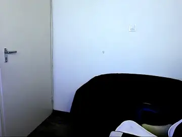 Stripchat Adult Webcams of ShyHotNerd