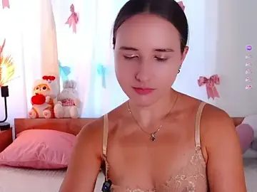 Stripchat Live Sex Cam of MaudAle