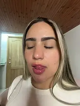 Stripchat Private Sex Chat of Miilana_