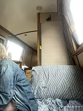 Stripchat Free Porn Cam of ladyboatlady