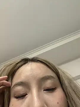 Stripchat Live Sex of Uugirl00