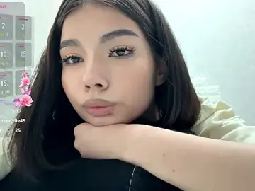 Stripchat Free Porn Cam of HolliMalory