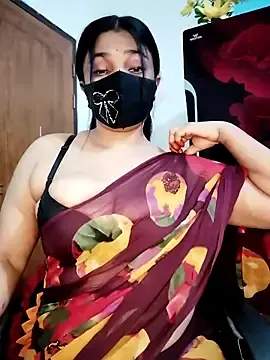 Stripchat Adult Webcam of Tina-Sen