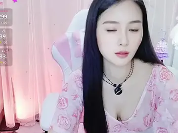 Stripchat Live Porn of OvObbit_