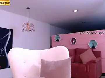 Stripchat Free Live Porn of MIAMORETZ