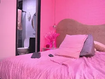 Stripchat Adult Webcam of sarakaisy