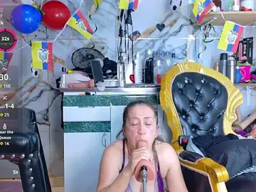 Stripchat Live Sex Cam of Bigass_dayla