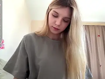 Stripchat Free Porn Cam of FruityXo