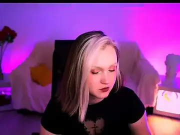 Stripchat Adult Webcam of ViolettWoods