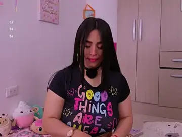 Stripchat Live Sex Cam of im_natalia