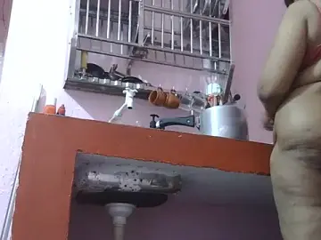 Stripchat Live Sex Cam of Pooja-suman