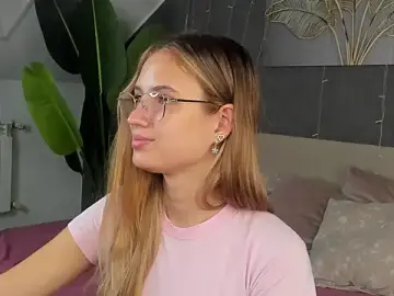 Stripchat Adult Webcams of Miaa_Hill
