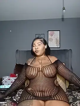 Stripchat Sex Cam of RealMsPEARLsEXY69