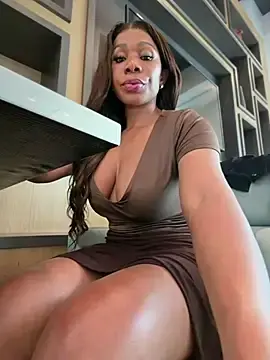 Stripchat Adult Video Chat of Belle___
