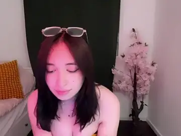 Stripchat Nude Webcam of Hannari_