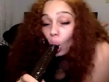 Stripchat Free Porn Cam of sapphirestorm8
