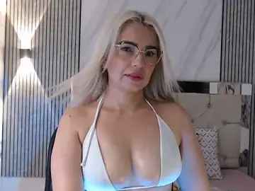 Stripchat Best Webcam of ashley__tylor