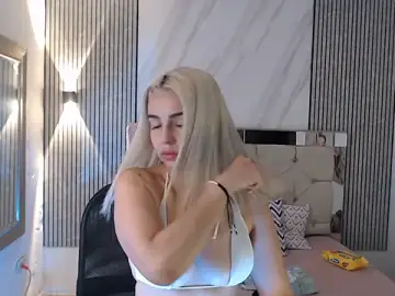 Stripchat Adult Webcam of ashley__tylor