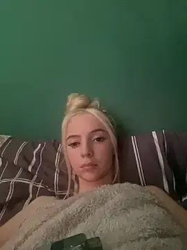 Stripchat Best live sex cam show of Glowing_Manny_Riah