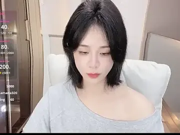Stripchat Free Porn Cam of serenity_G
