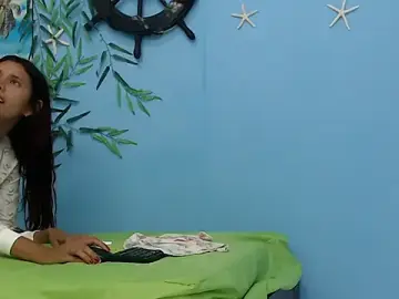 Stripchat Free Porn Cam of skinnyverus18