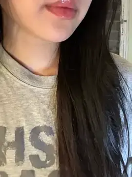 Stripchat Best live sex cam show of Uyennii02