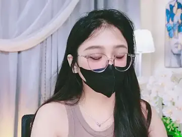 Stripchat Free Porn Cam of Chan_Chann
