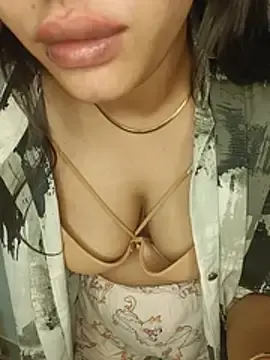 Stripchat Free Porn Cam of SAVITA-STRIP