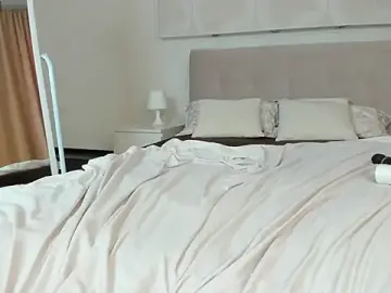 Stripchat Best live sex cam show of Elle_Ellise