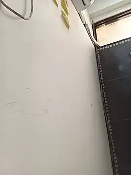 Stripchat Free Porn Cam of Riya_hot8