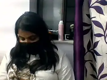 Stripchat Sex Cam of Ruchi_Singh0